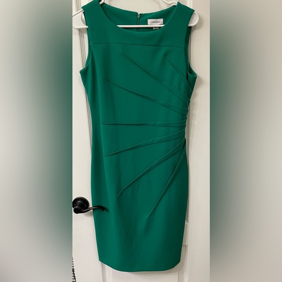 Calvin Klein One-Shoulder Dress in Green - Picture 1 of 3